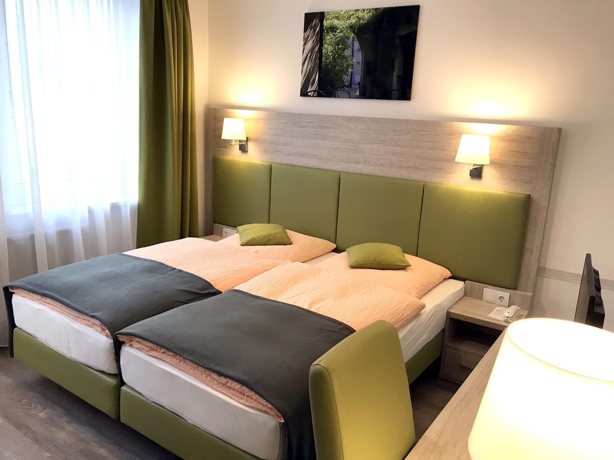 Hotel Hinz Bad Oldesloe Extérieur photo