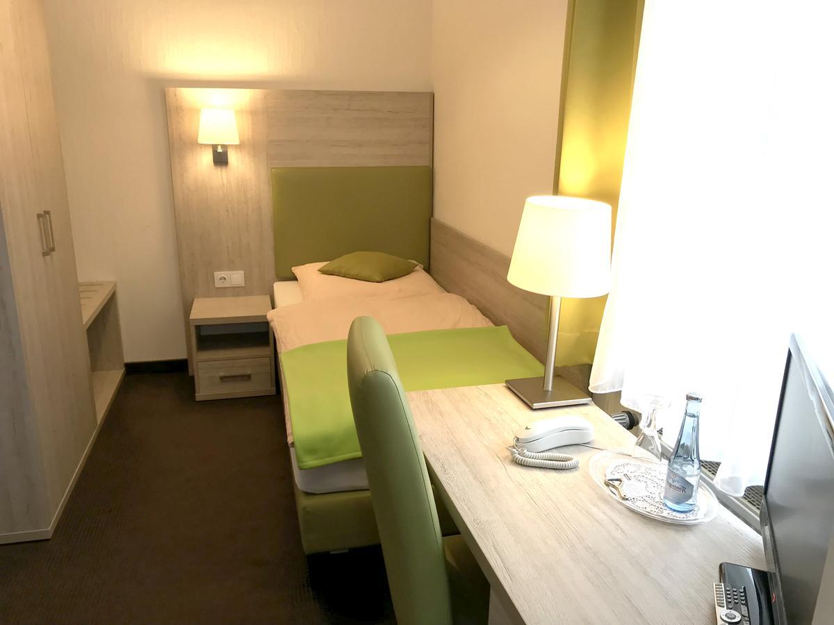 Hotel Hinz Bad Oldesloe Extérieur photo