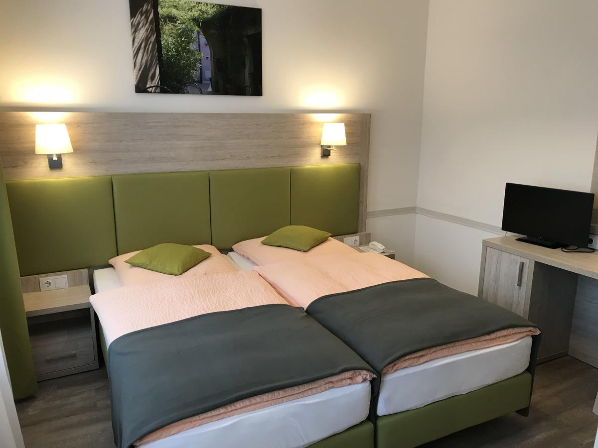 Hotel Hinz Bad Oldesloe Extérieur photo